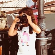 bambina fotografa